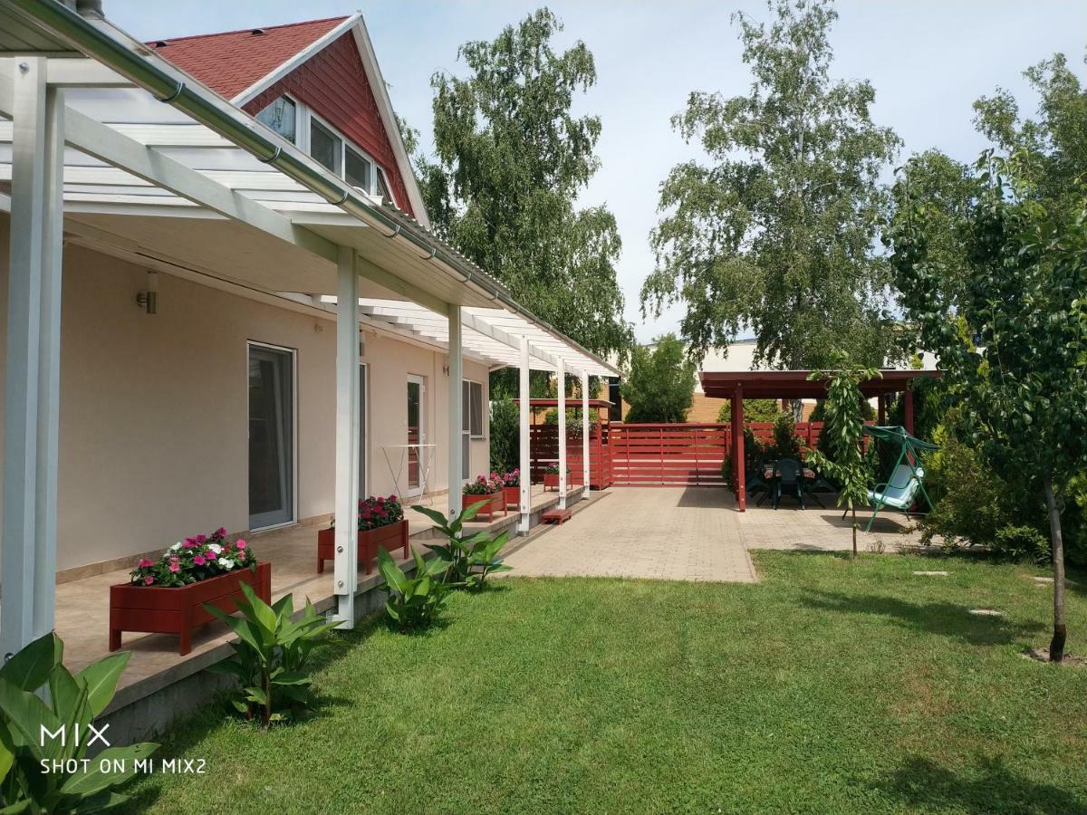 Elso Fecske Apartmanok Siófok Extérieur photo